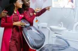 La Méthode DAEF : La Révolution des Restaurations Dentaires au Prenium Dental Clinic